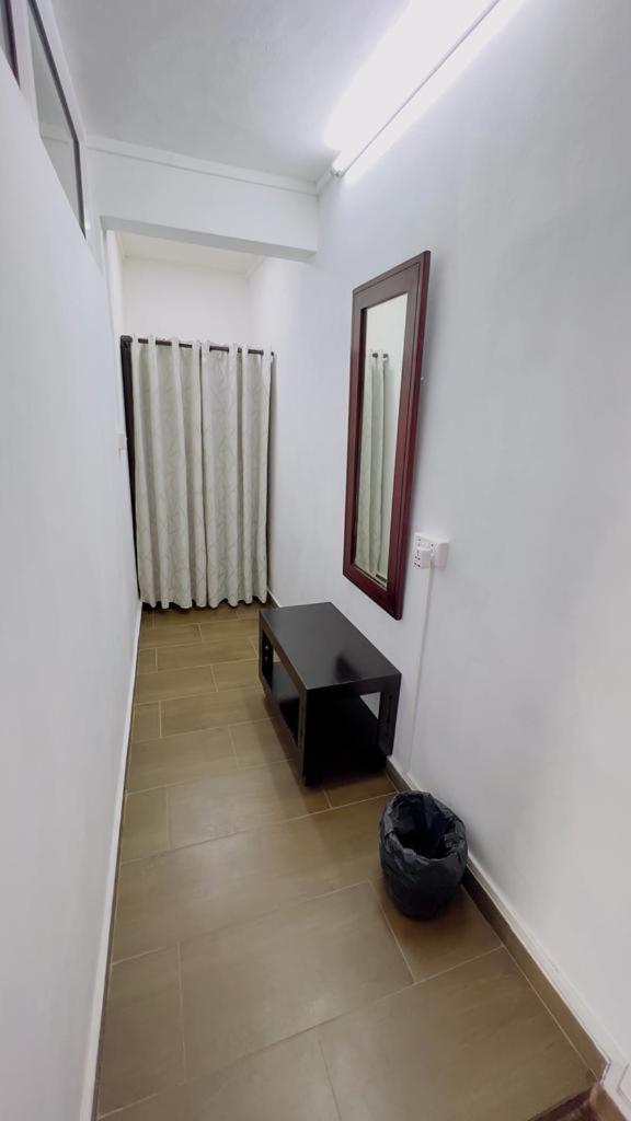 Ahavah Apartment *