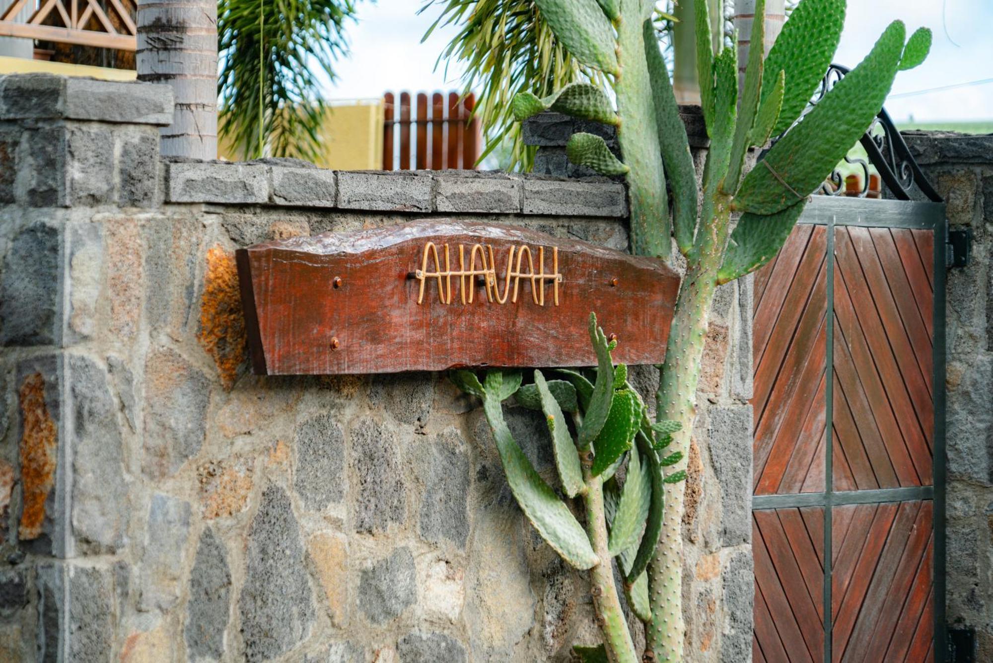 Ahavah * Trou d'Eau Douce